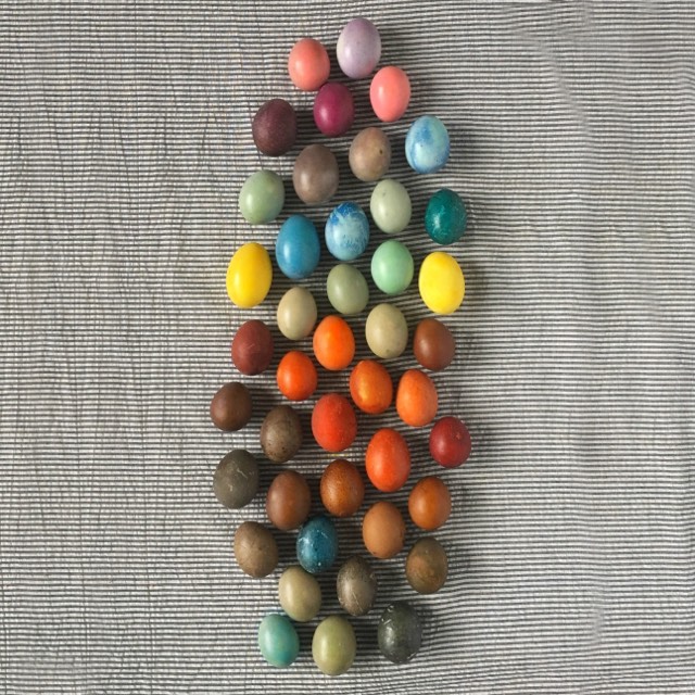 Naturally dyed eggs